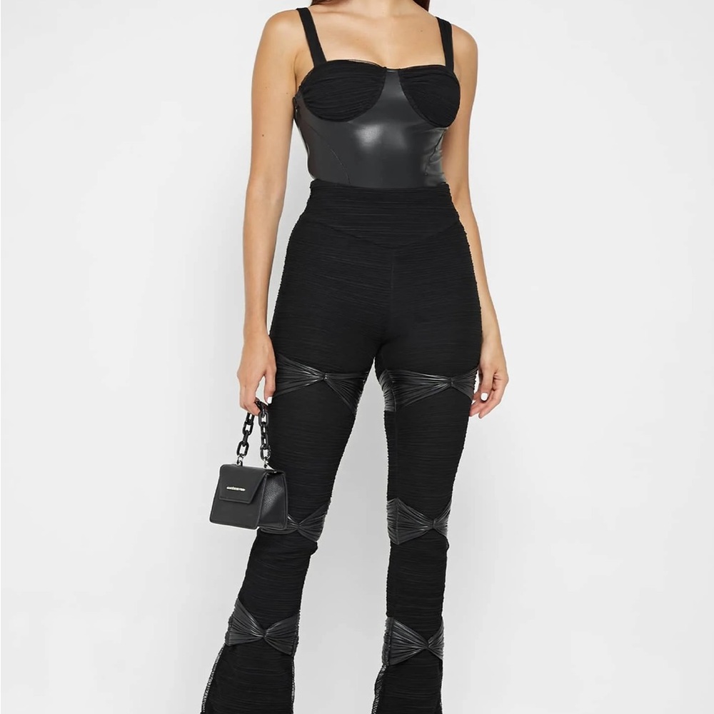 Maniere De Voir Matching Set
